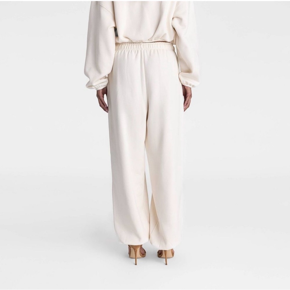 KBB by KAHLANA Women's High-Rise Straight Leg “Dwayne Sweats” Joggers - Cream - Picture 2 of 3